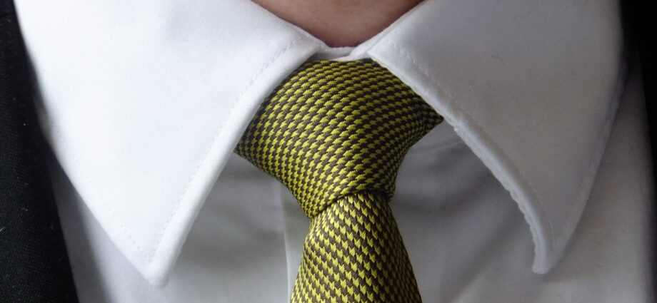 Stylische Grüne Krawatte: Ein Muss Für Jeden Modebewussten!